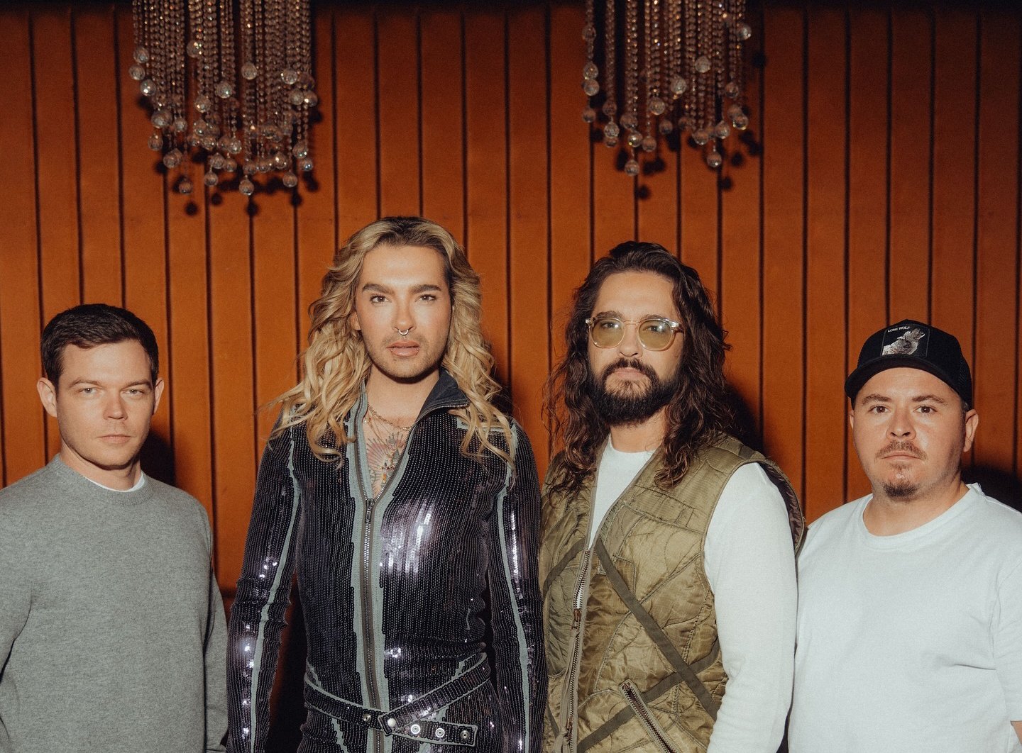 Discovery splash banner for TOKIO HOTEL OFFICIAL Discord server